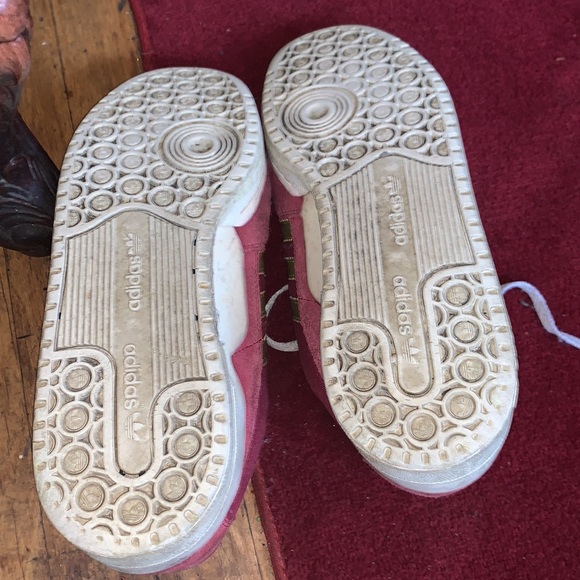 ADIDAS MENS HARD COURT NBA THE WEST SNEAKERS PREOWNED. - Picture 6 of 6